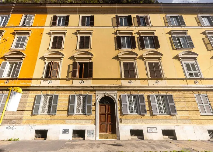 Apartment Trasteverehome - The Magic Of San Peter In The Heart Of