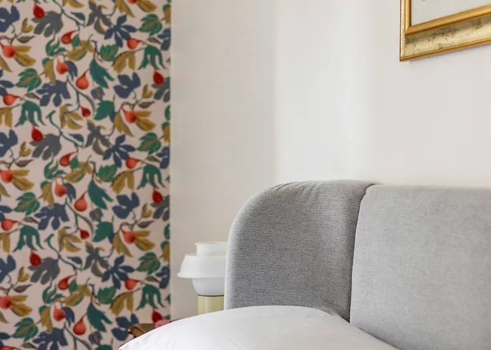 Apartment Trasteverehome - The Magic Of San Peter In The Heart Of